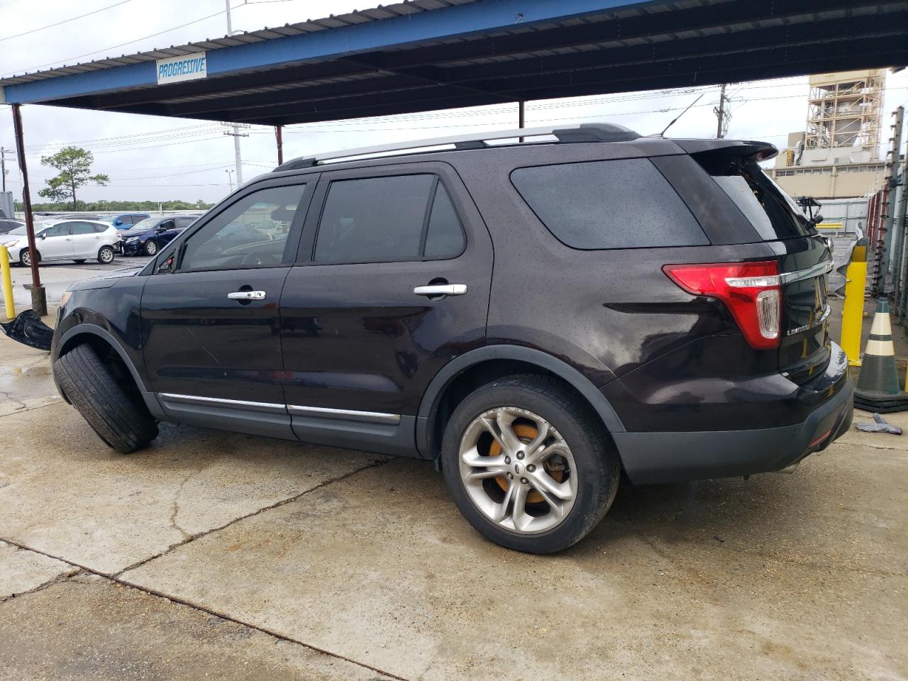 2013 Ford Explorer - Image 2