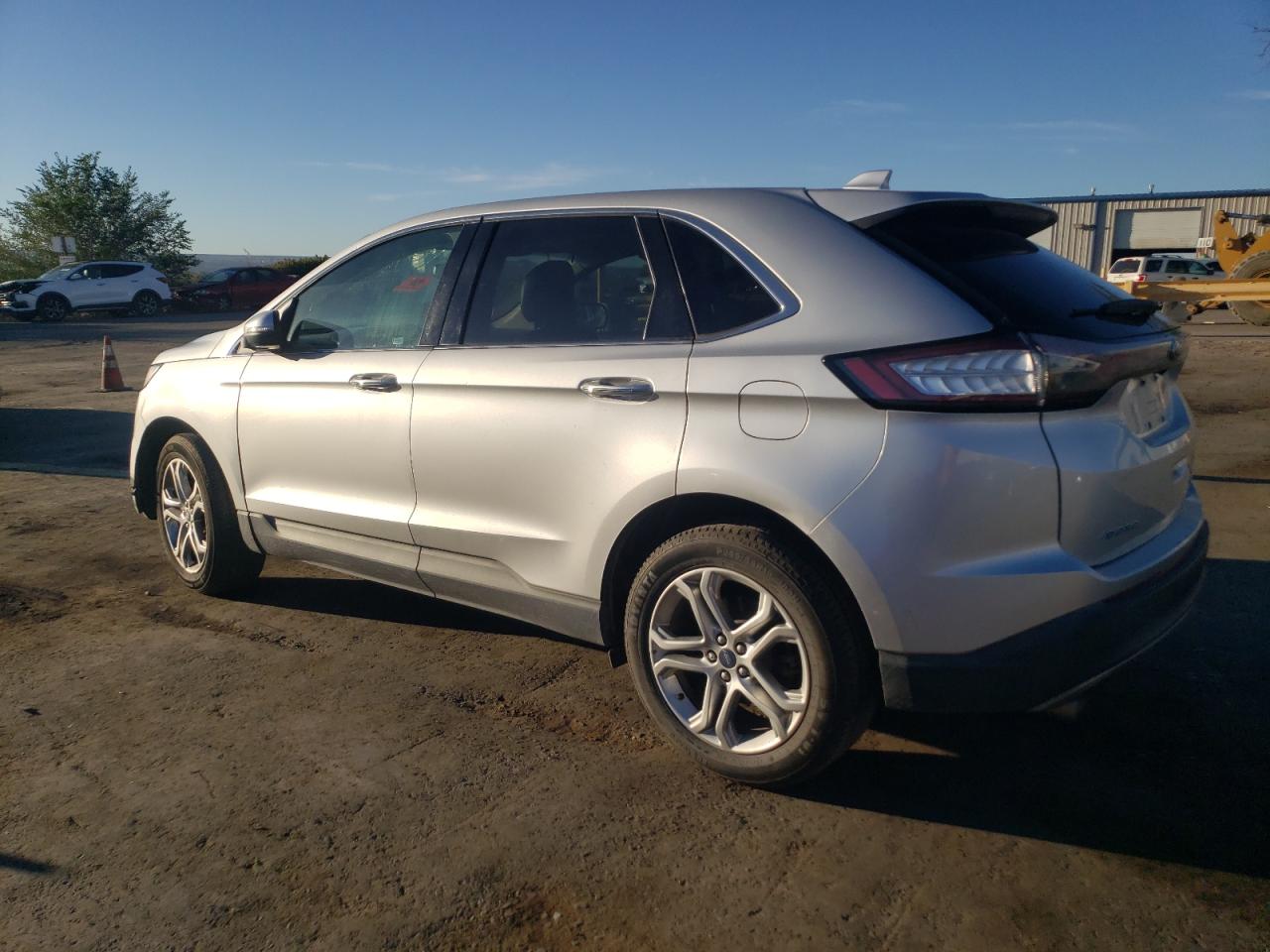 2FMPK3K93HBB21164 2017 FORD EDGE - Image 2