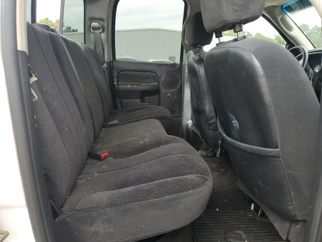 2005 Dodge Ram 1500 St VIN: 1D7HA18DX5S106275 Lot: 73380264