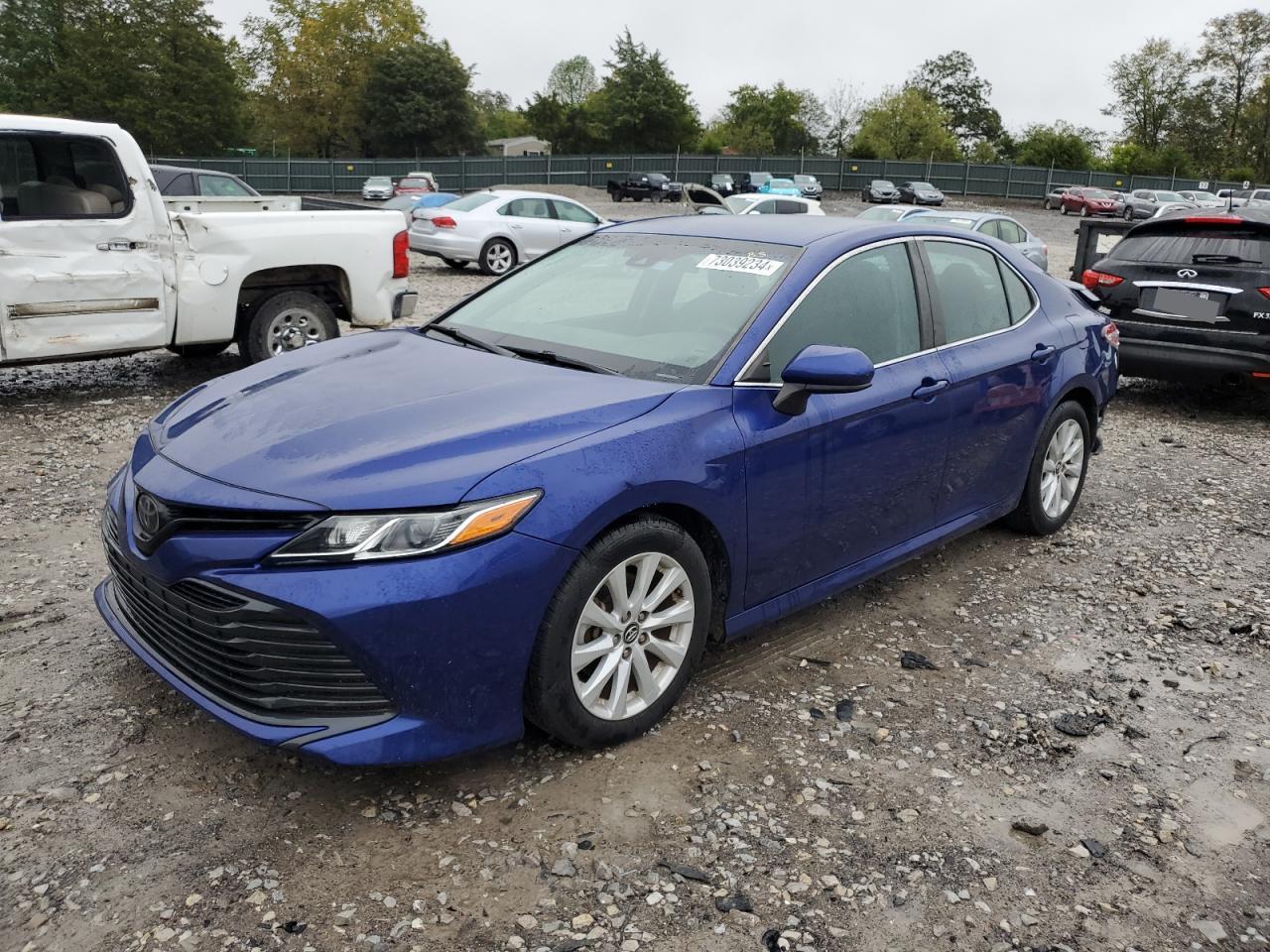 4T1B11HK8JU607920 2018 TOYOTA CAMRY - Image 1