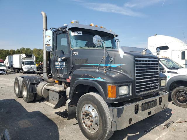 2010 Mack 600 Chu600