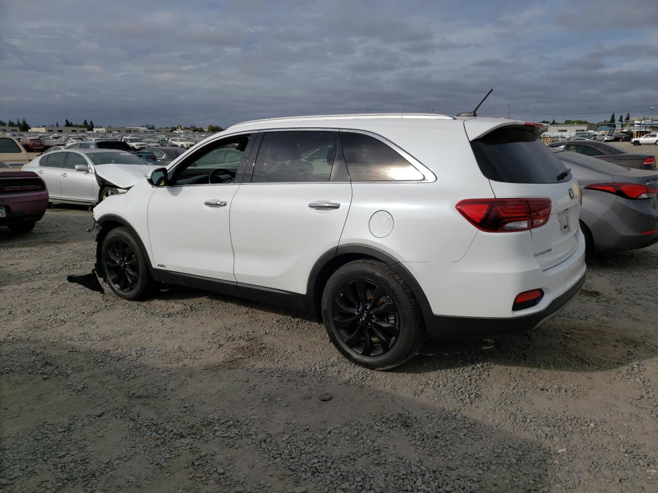 2020 Kia Sorento - Image 2