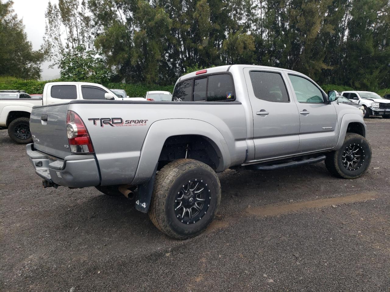 2014 Toyota Tacoma - Image 3