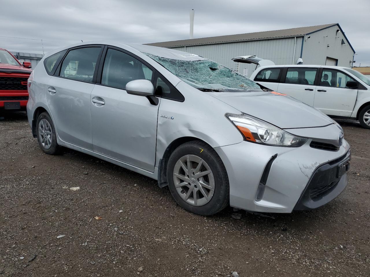 JTDZN3EU4GJ049910 2016 Toyota Prius V