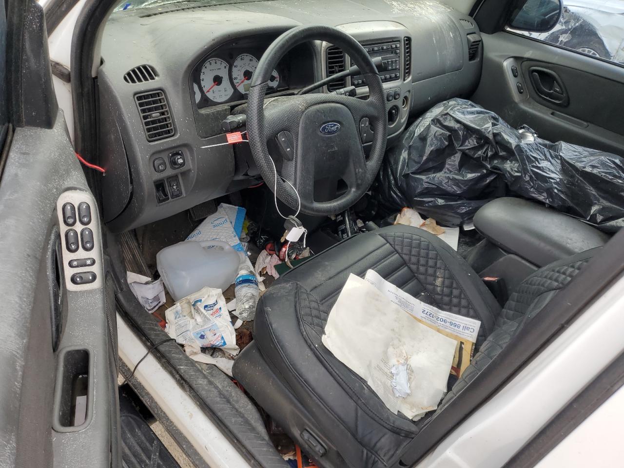 2004 Ford Escape Xlt VIN: 1FMYU03144KA25159 Lot: 69894964