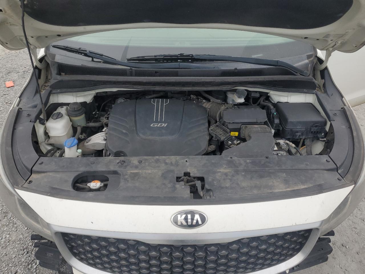 KNDMA5C12J6379839 2018 Kia Sedona L