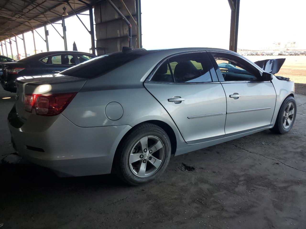 2014 Chevrolet Malibu - Image 3