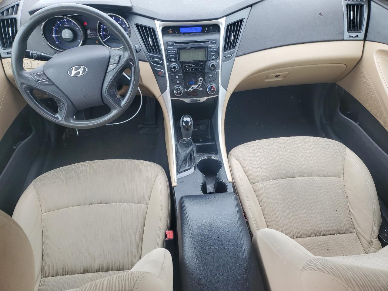 2013 Hyundai Sonata - Image 8