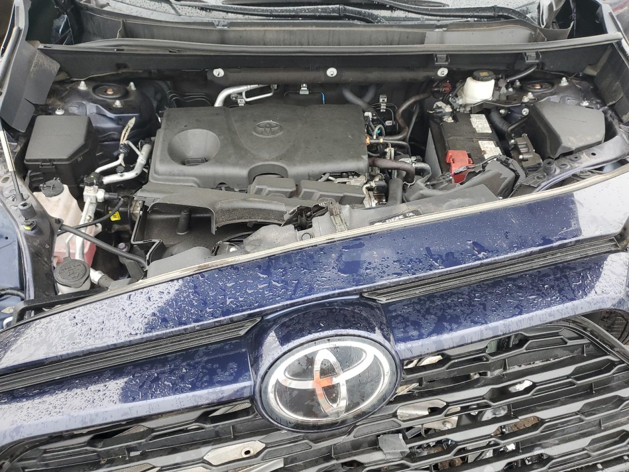 2T3P1RFV3MW166744 2021 Toyota Rav4 Xle