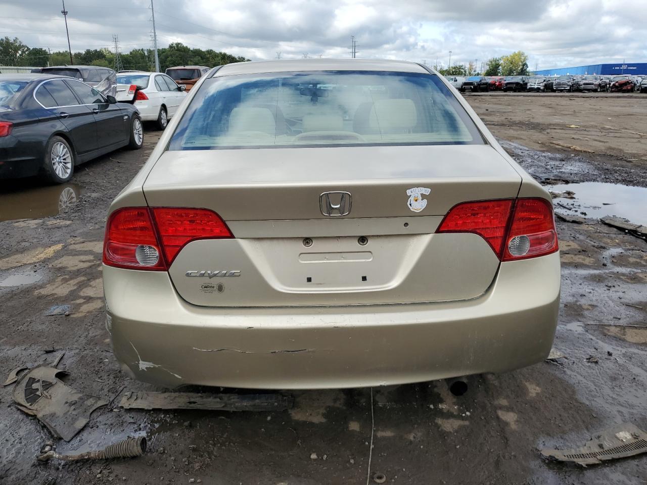 2008 Honda Civic Lx VIN: 1HGFA16598L112081 Lot: 72960254