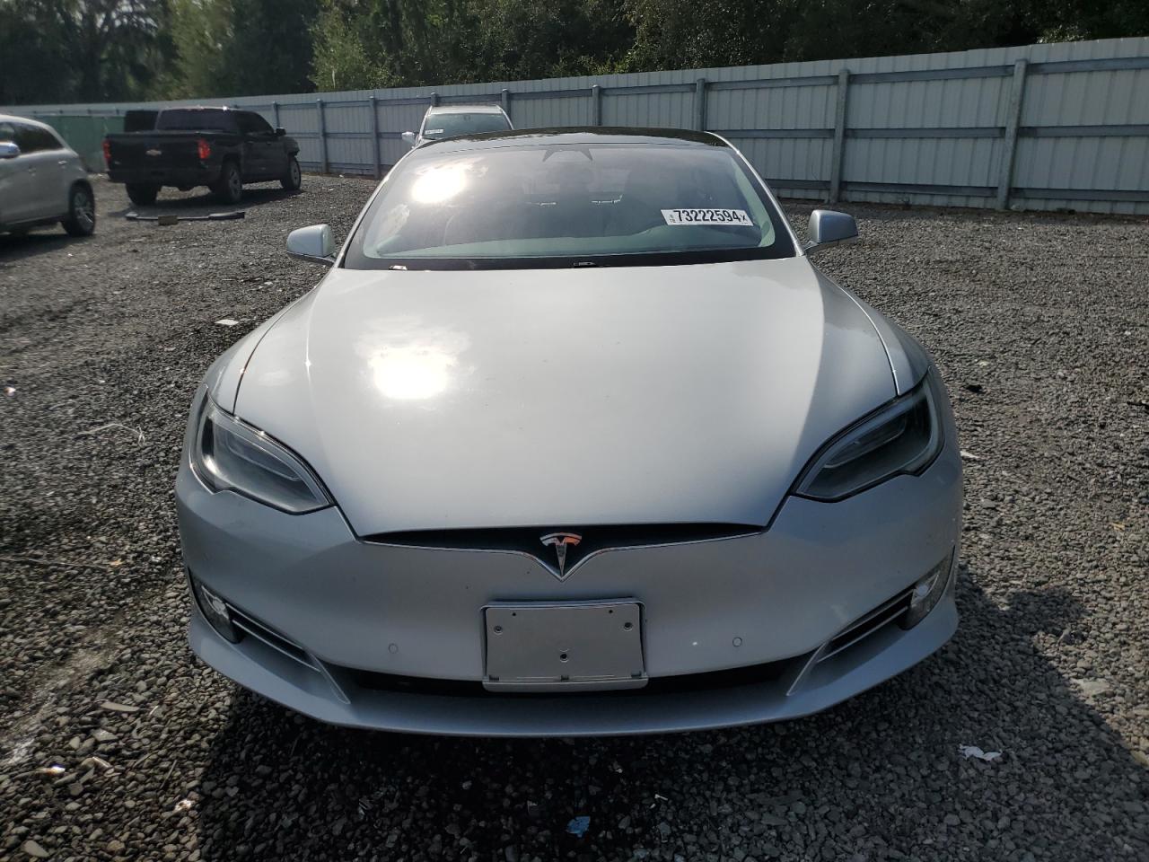 5YJSA1E29JF280638 2018 Tesla Model S