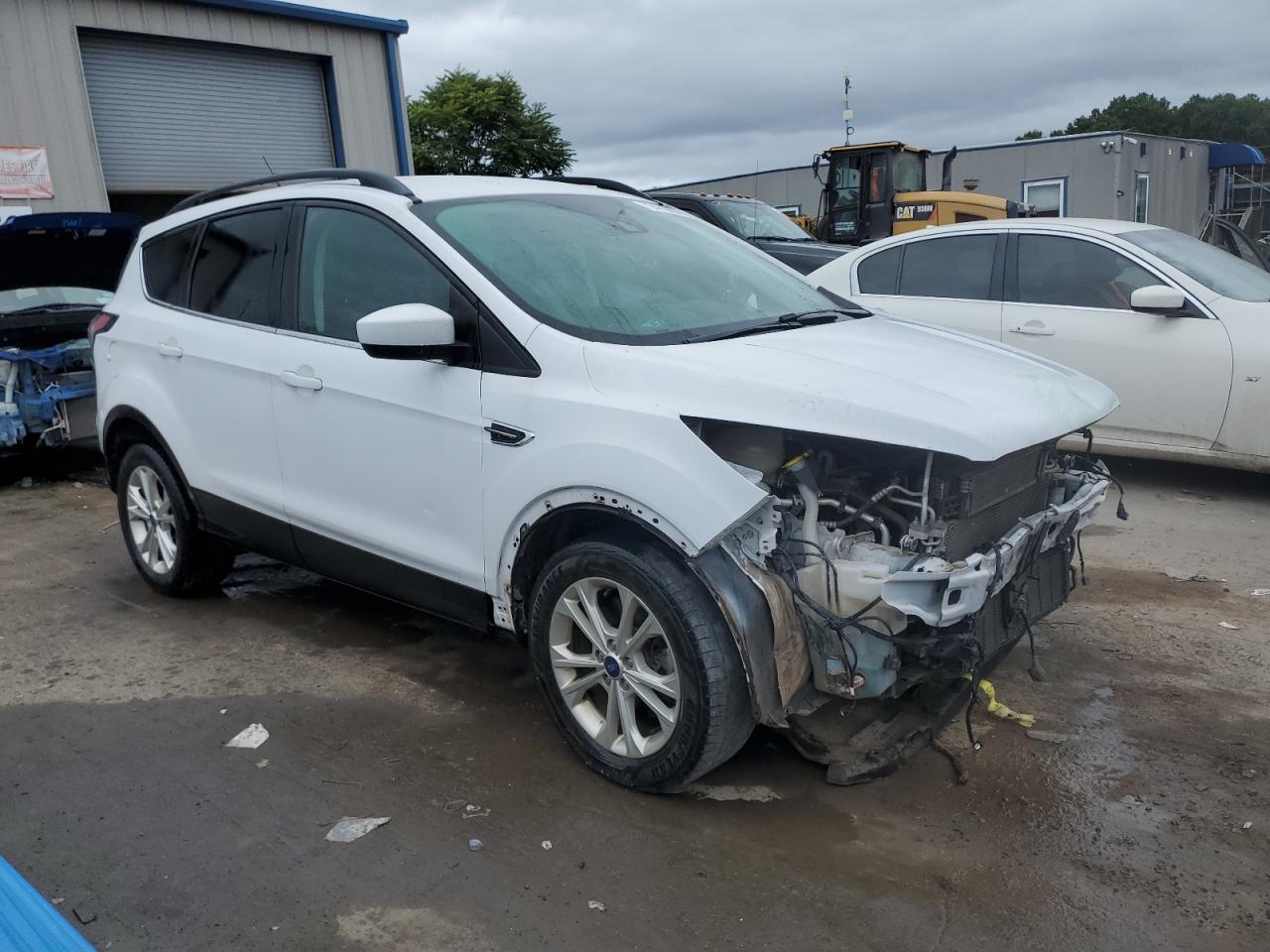 1FMCU9GD9JUB94760 2018 Ford Escape Se