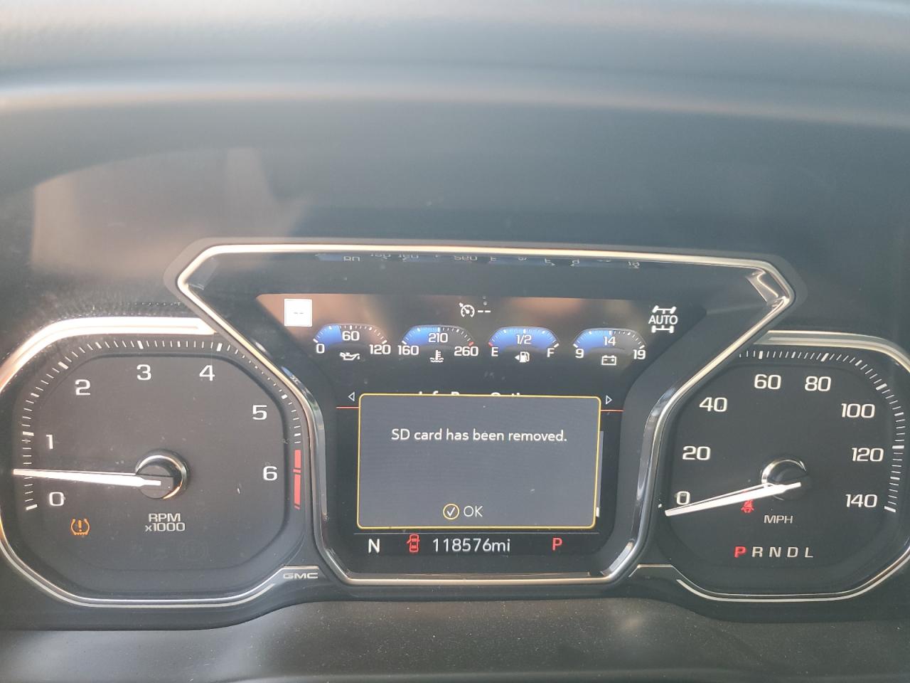 2020 GMC Sierra K2500 Denali VIN: 1GT49RE73LF270522 Lot: 69872884