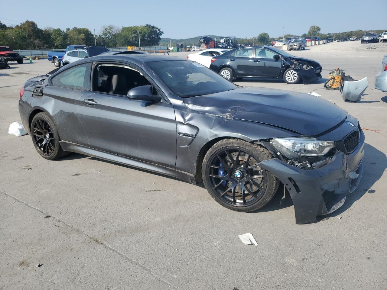 WBS3R9C38HA014126 2017 BMW M4