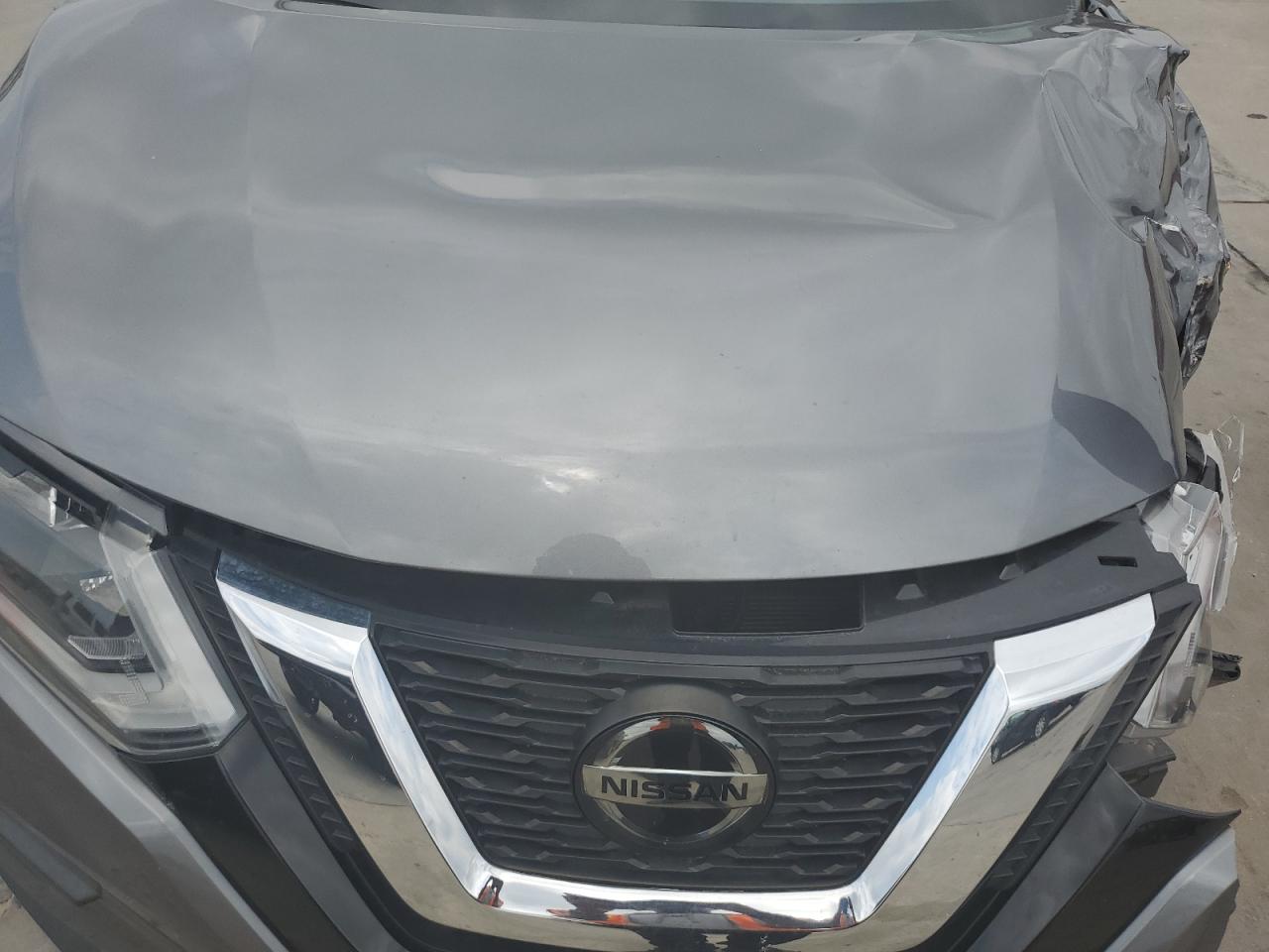 2020 Nissan Rogue S VIN: 5N1AT2MT1LC811722 Lot: 70482624