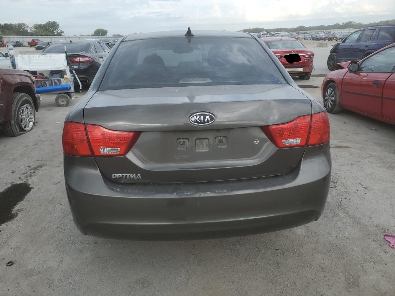 2010 Kia Optima Lx VIN: KNAGG4A89A5446526 Lot: 72243964