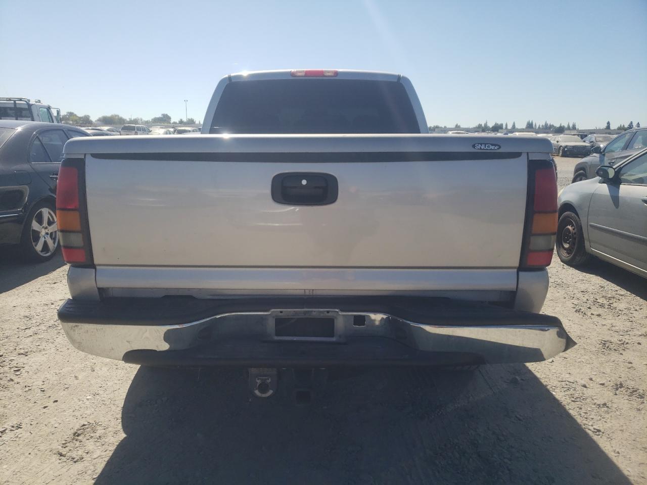 2005 GMC New Sierra C1500 VIN: 2GTEC19T851279516 Lot: 73254234