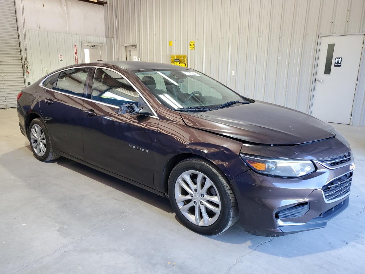 2016 Chevrolet Malibu - Image 4