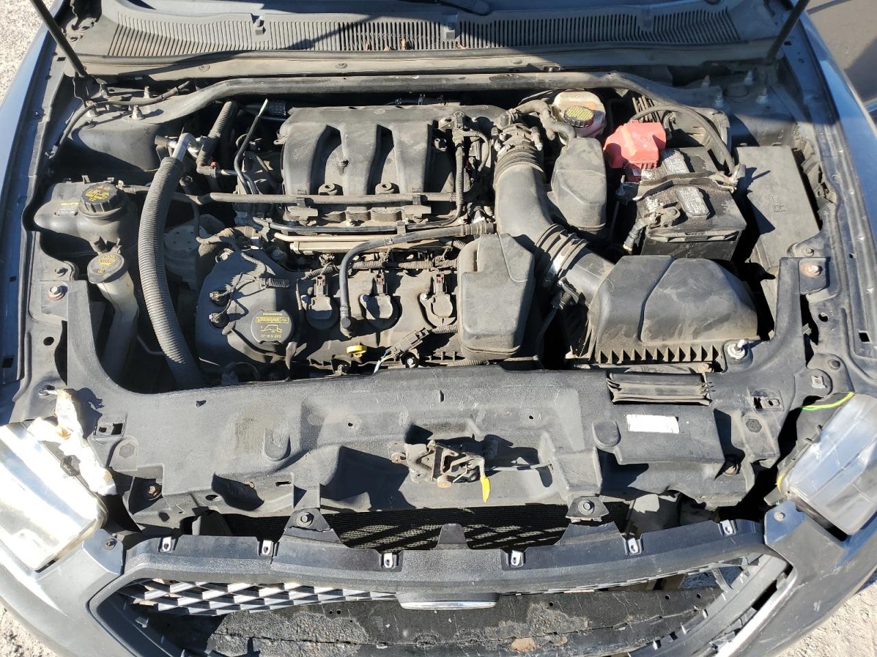 1FAHP2E88DG130944 2013 Ford Taurus Sel