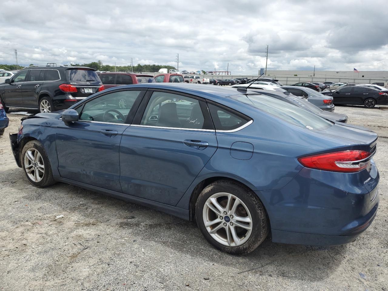 3FA6P0HD5JR190141 2018 FORD FUSION - Image 2