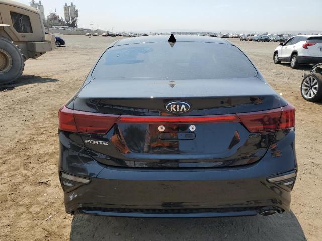 3KPF24AD8ME358084 Kia Forte FE 6