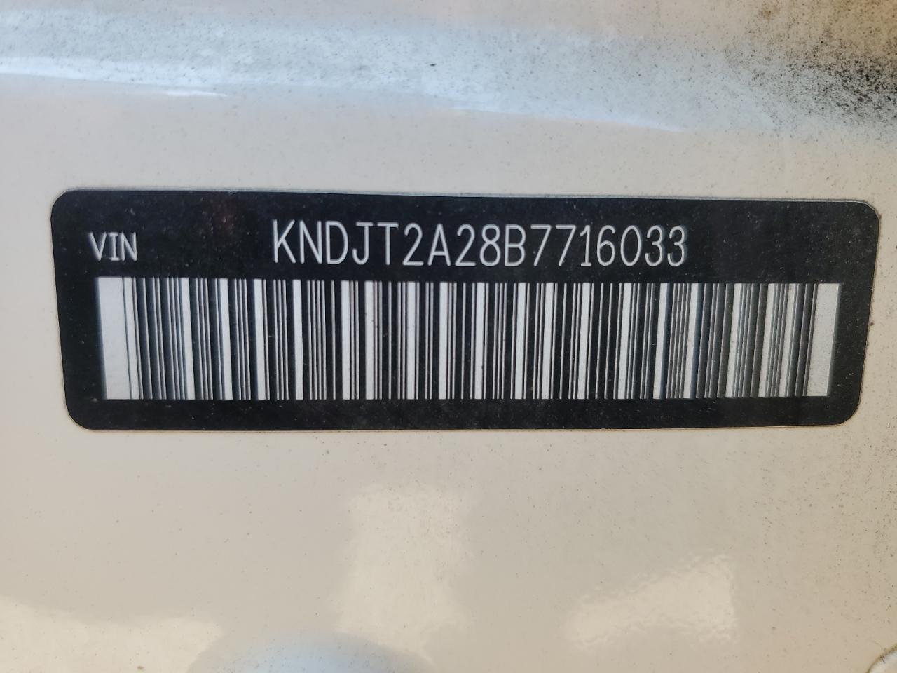 KNDJT2A28B7716033 2011 Kia Soul +