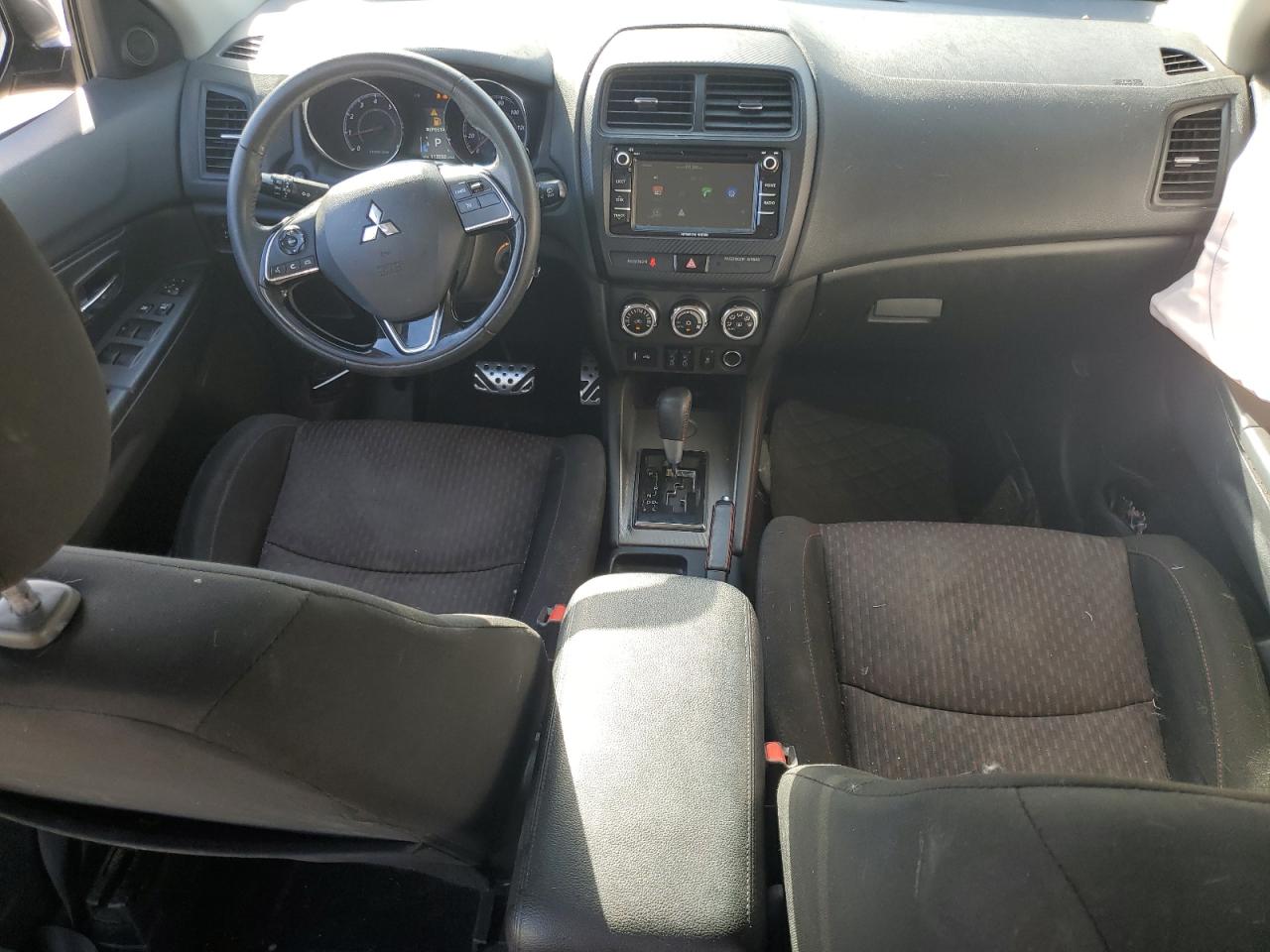 JA4AP3AU5JU005248 2018 Mitsubishi Outlander Sport Es