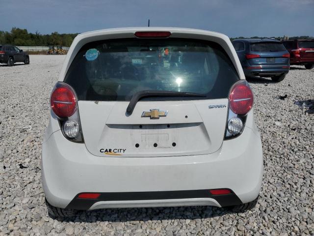  CHEVROLET SPARK 2015 Белы