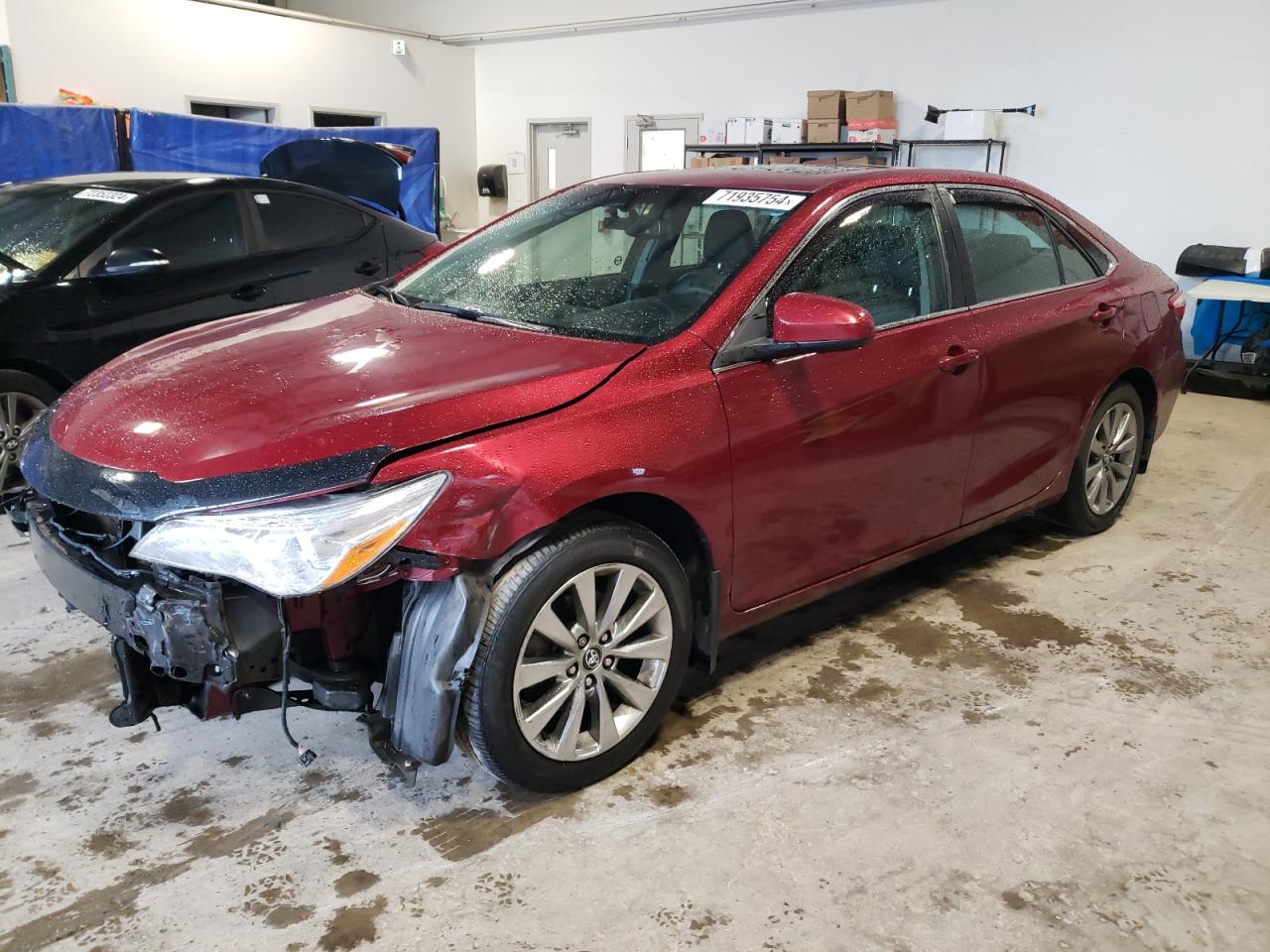 4T1BF1FK4HU718365 2017 TOYOTA CAMRY - Image 1