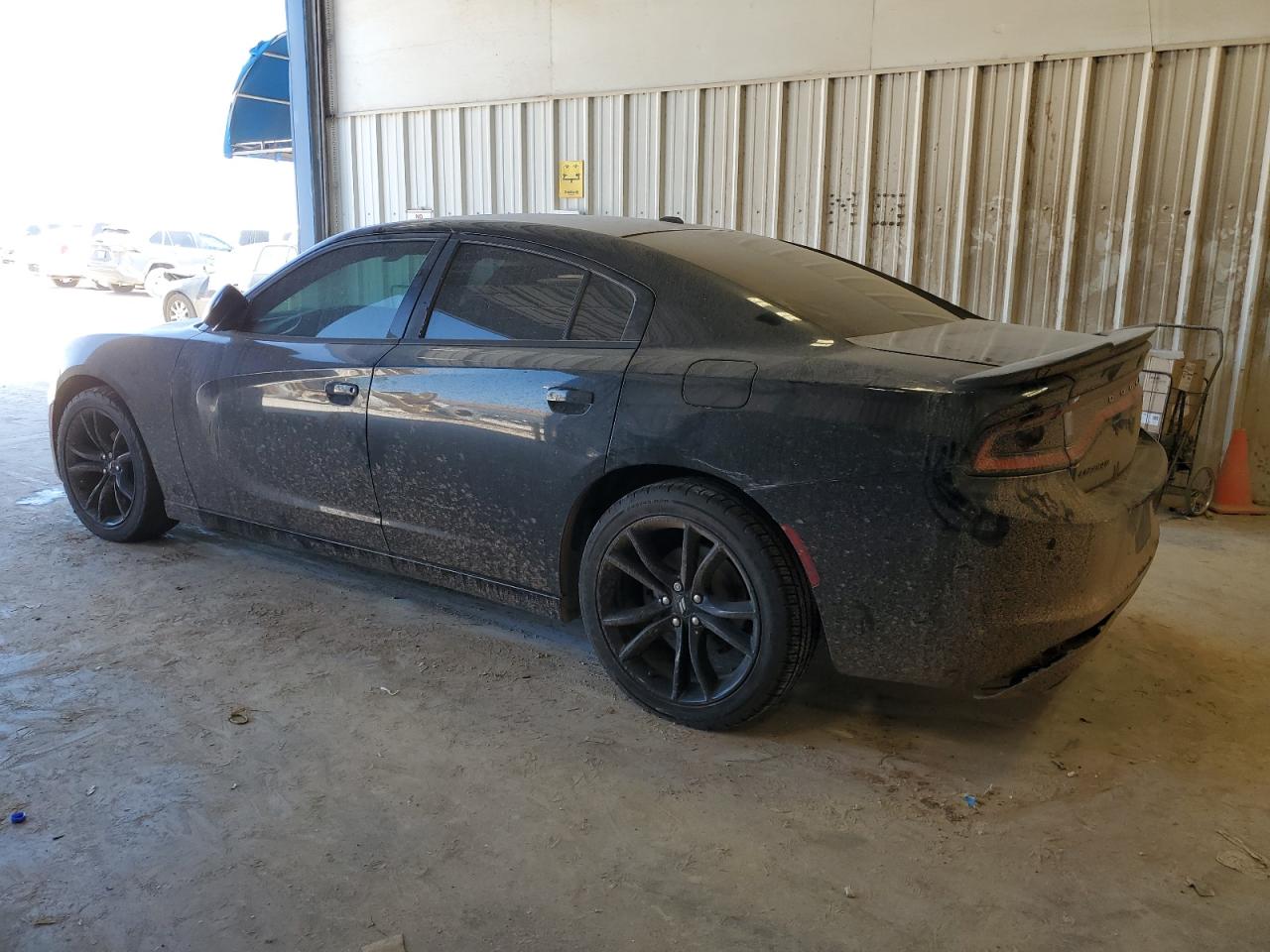 2C3CDXBG3JH210212 2018 DODGE CHARGER - Image 2