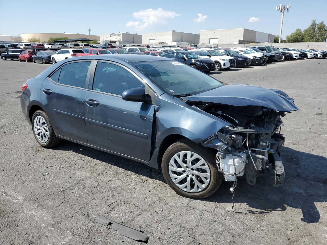 VIN 2T1BURHE2JC117202 2018 TOYOTA COROLLA no.4