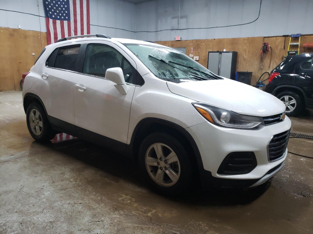 2017 Chevrolet Trax - Image 4
