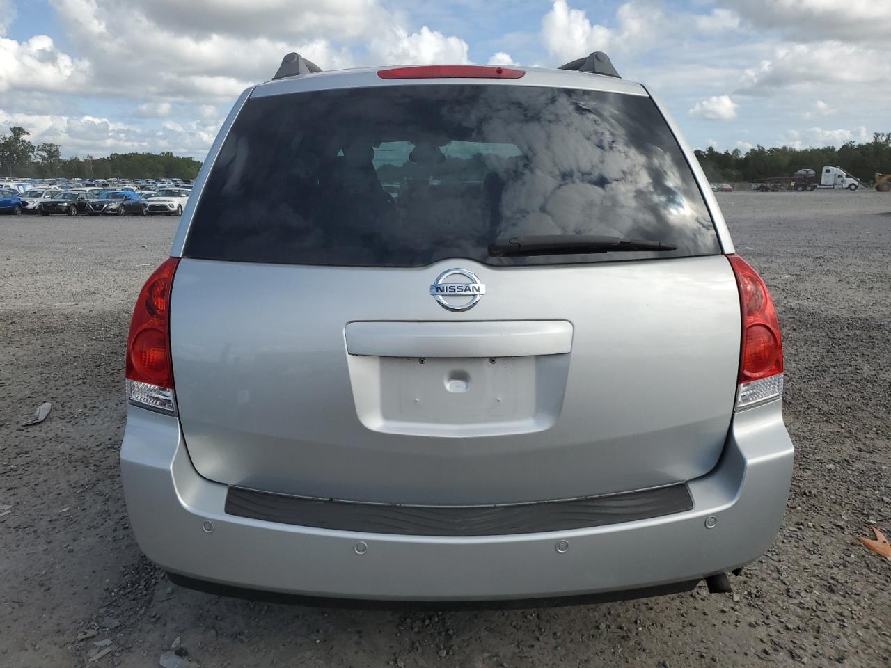 5N1BV28UX4N330388 2004 Nissan Quest S