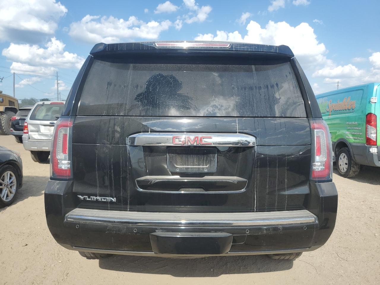 1GKS2CKJ6JR289106 2018 GMC Yukon Denali