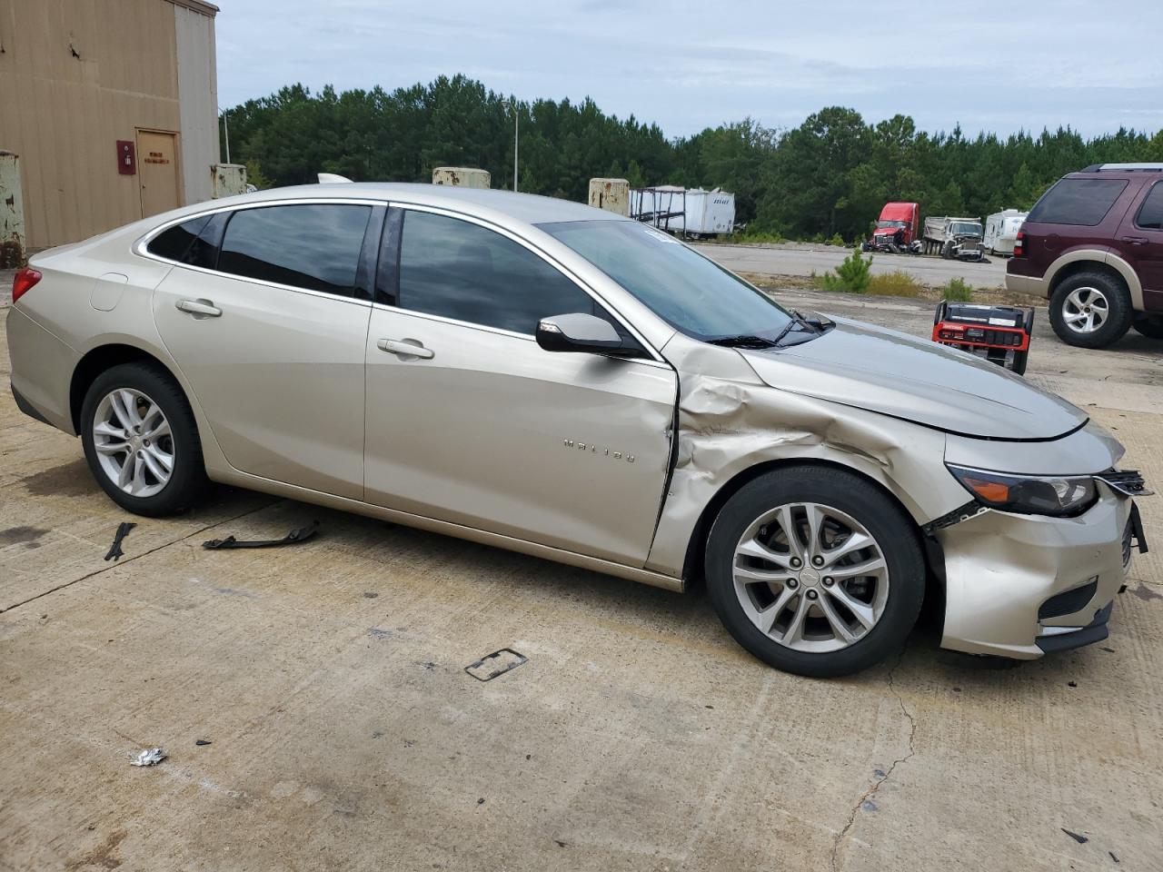 2016 Chevrolet Malibu - Image 4