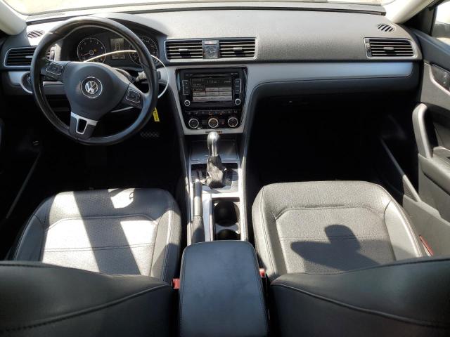  VOLKSWAGEN PASSAT 2012 Білий