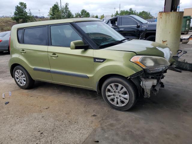  KIA SOUL 2013 Зеленый