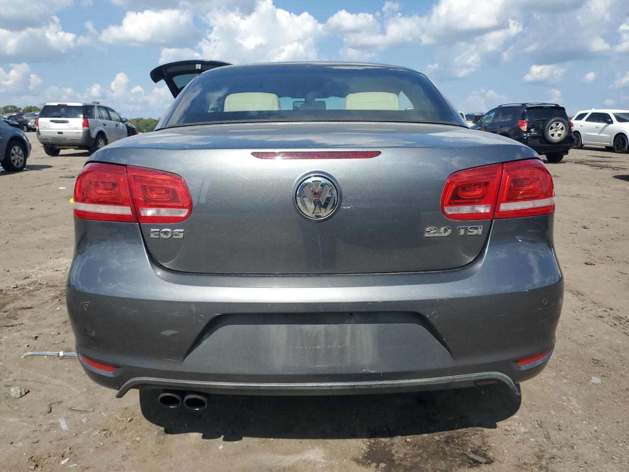 WVWFW7AH0CV002232 2012 Volkswagen Eos Lux