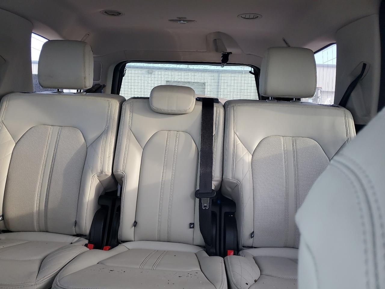2019 Ford Expedition - Image 10
