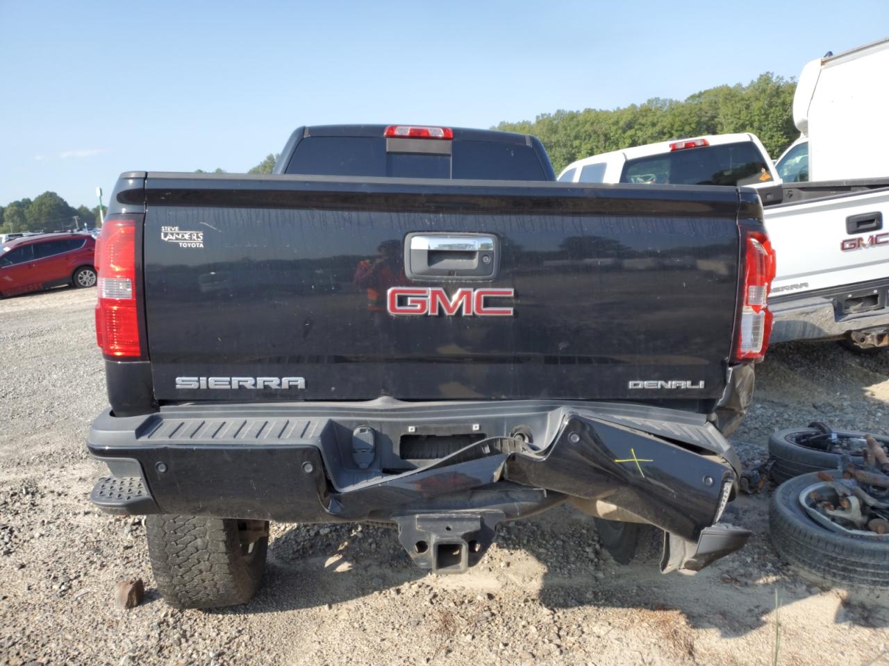 1GT120E8XFF117541 2015 GMC Sierra K2500 Denali