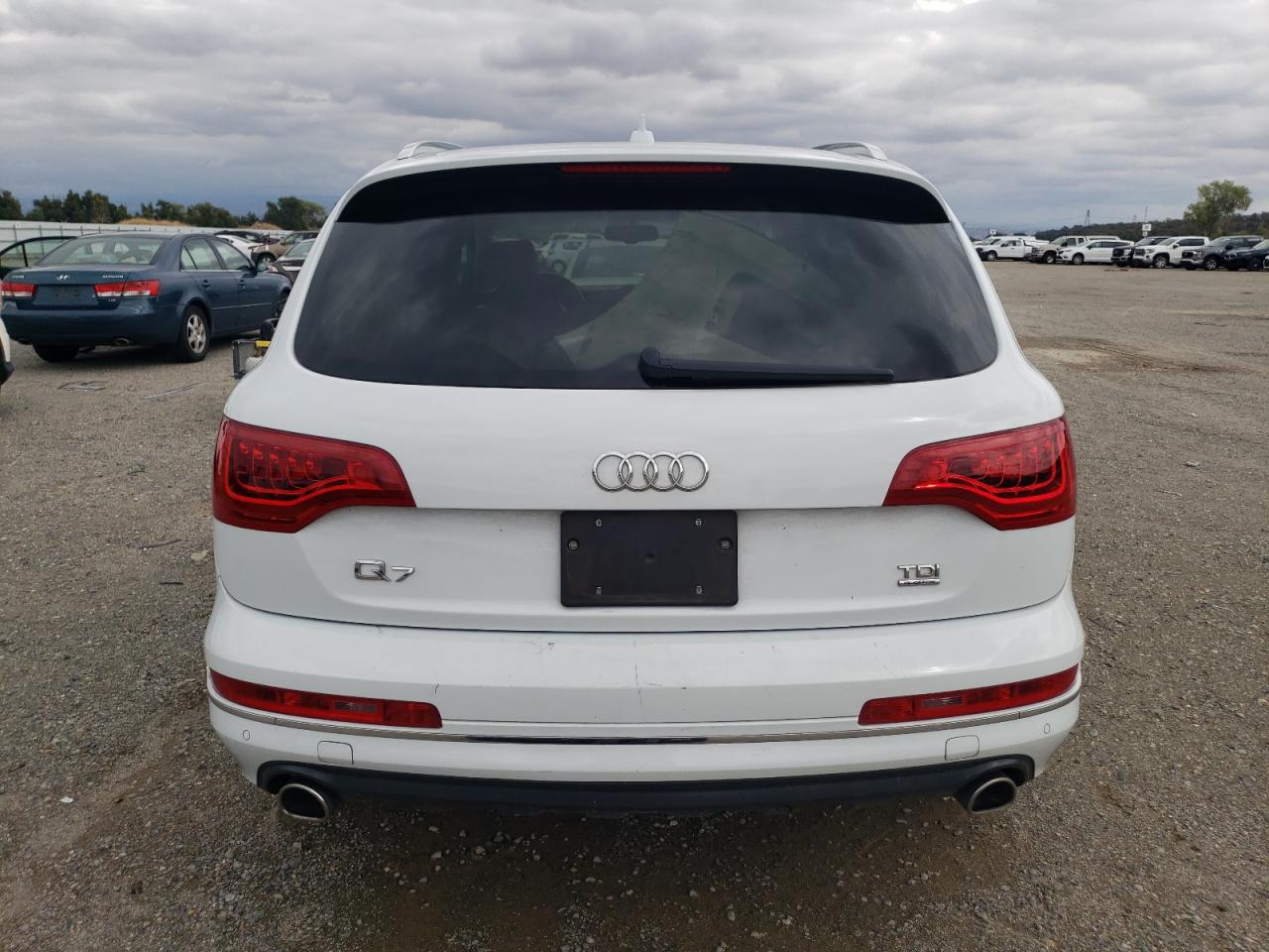 2013 Audi Q7 Premium Plus VIN: WA1LMAFE4DD016883 Lot: 71386004