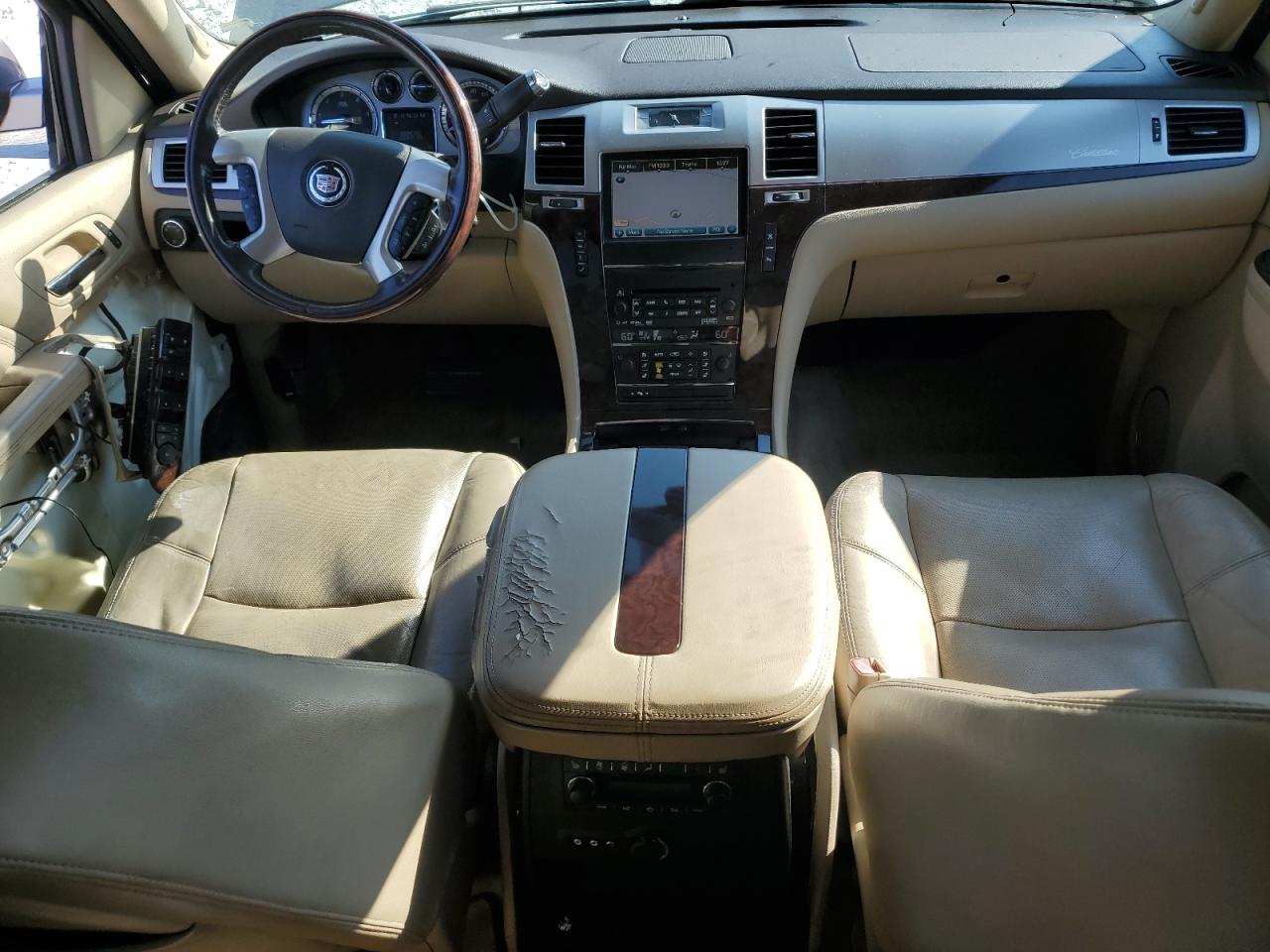 1GYS3BEF9BR223591 2011 Cadillac Escalade Luxury