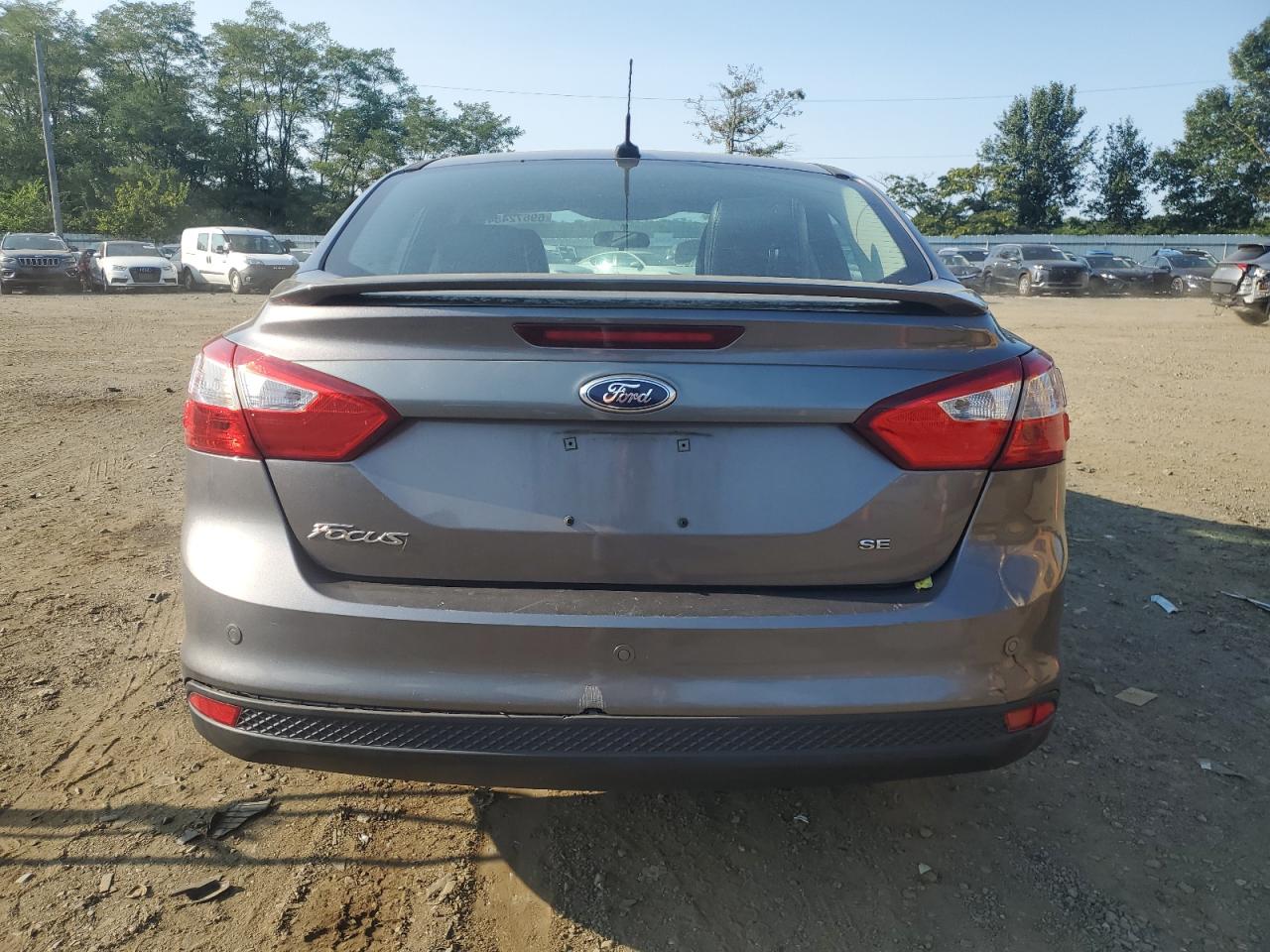 1FADP3F21EL456835 2014 Ford Focus Se