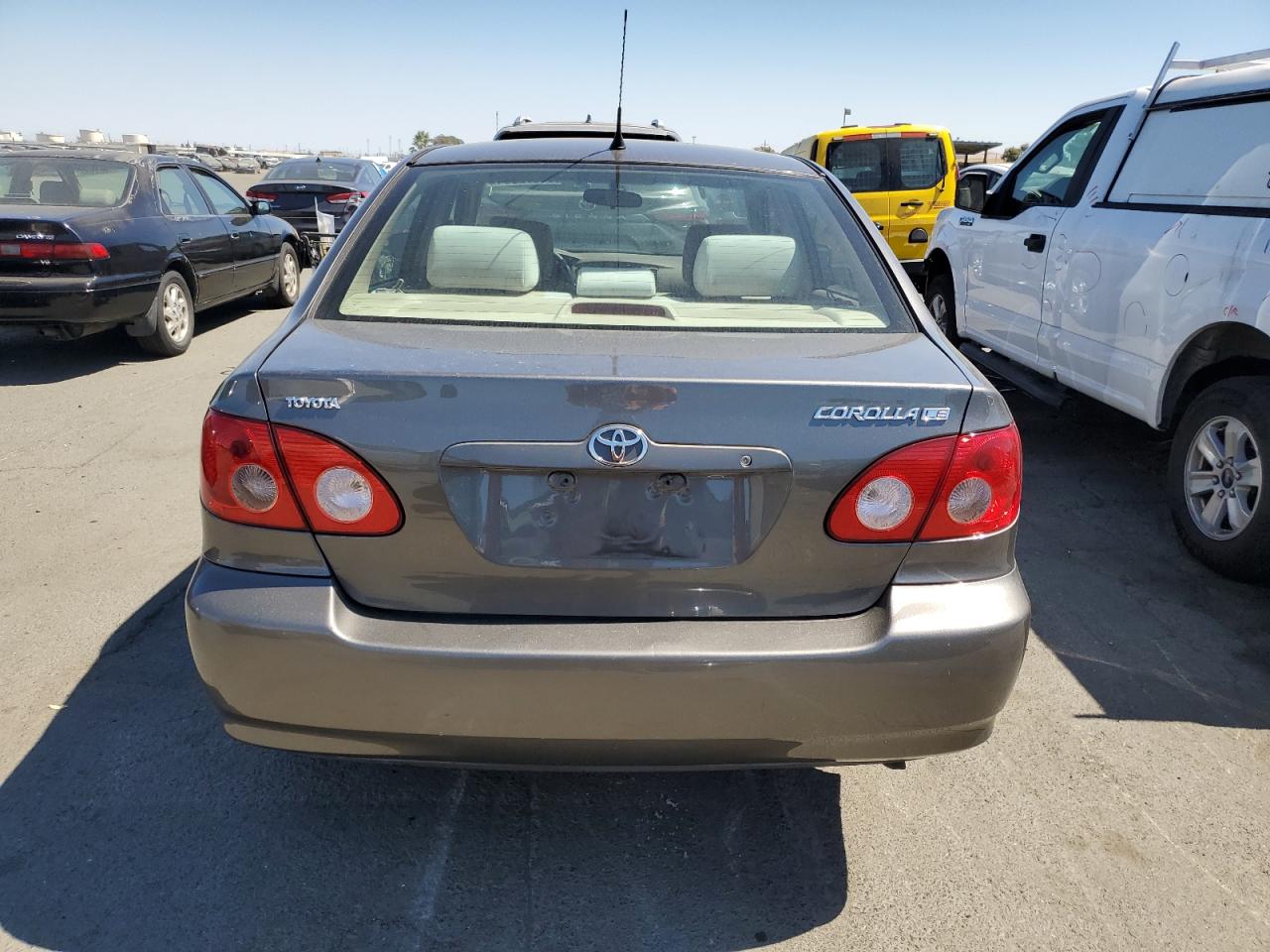 2008 Toyota Corolla Ce VIN: 1NXBR32E68Z045405 Lot: 70372984