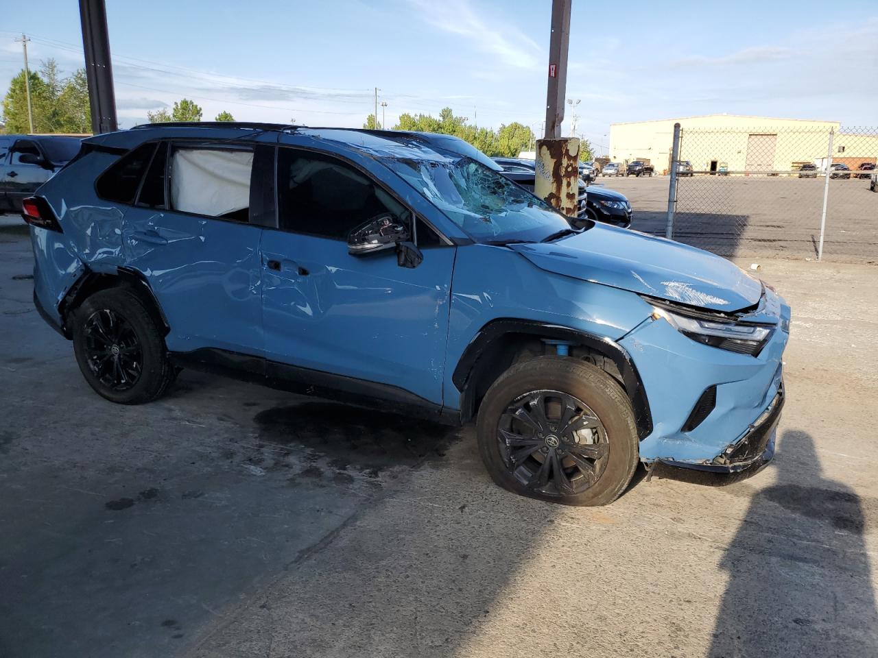 2022 Toyota RAV 4 - Image 4