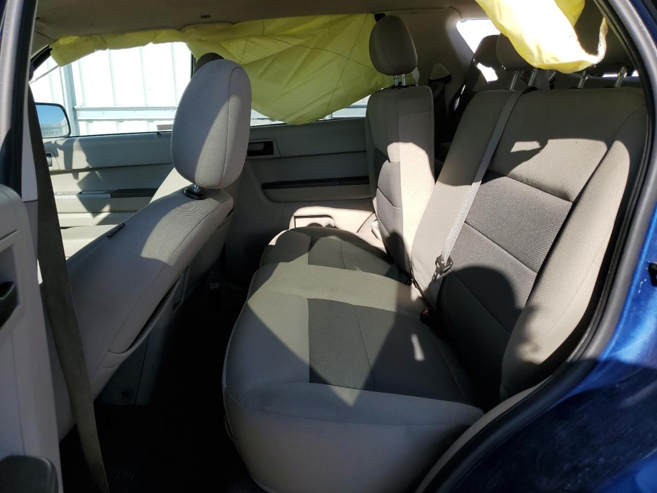 2008 Ford Escape - Image 11