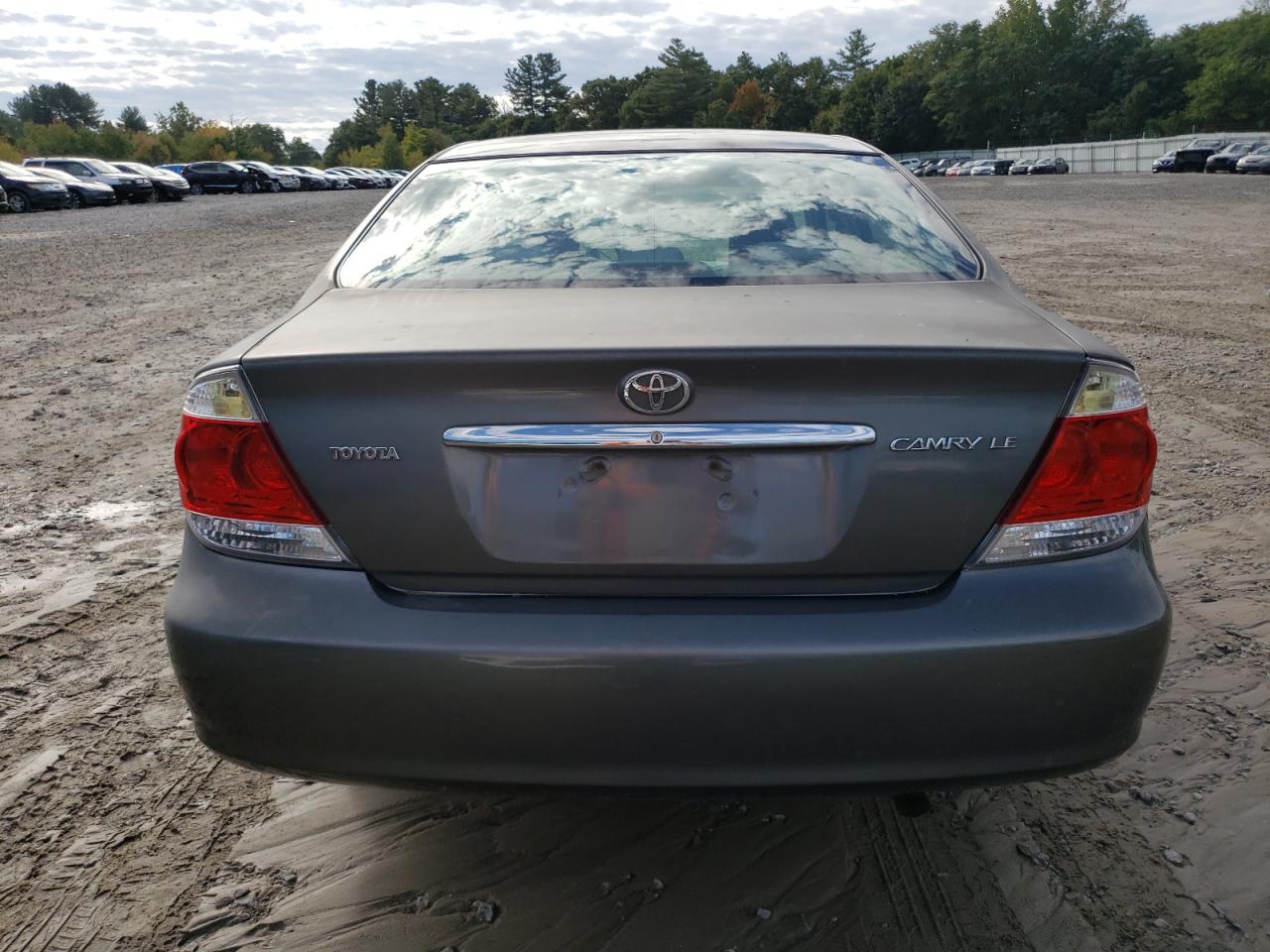 2005 Toyota Camry Le VIN: 4T1BE32K65U538403 Lot: 73636034