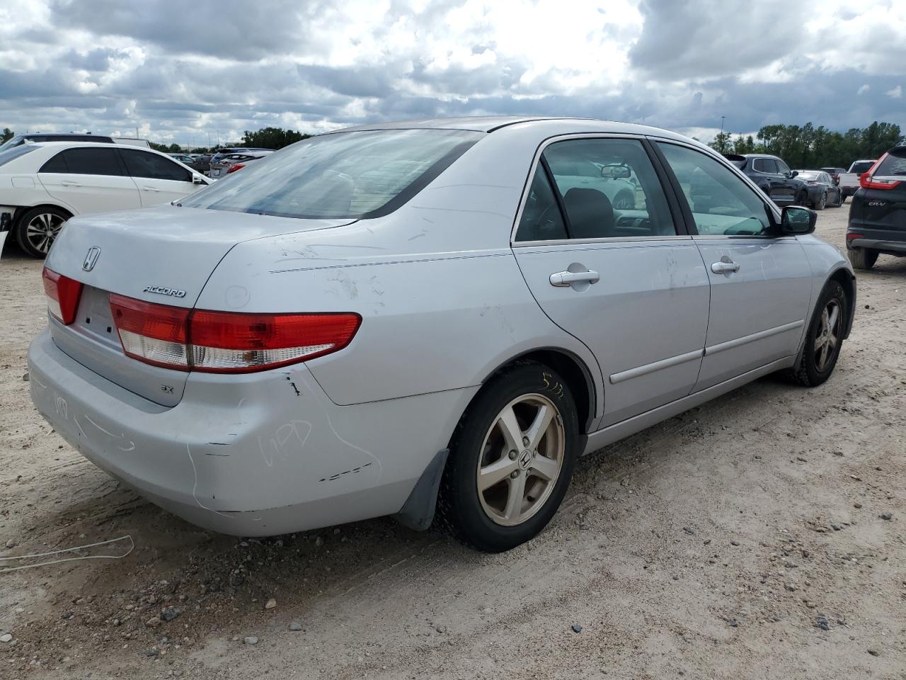 2004 Honda Accord - Image 3