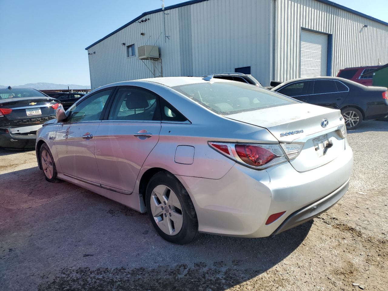 2012 Hyundai Sonata - Image 2
