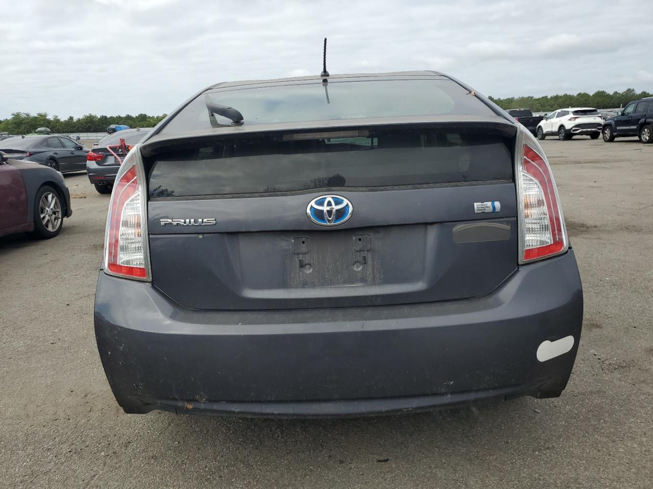 JTDKN3DUXC1518981 2012 Toyota Prius